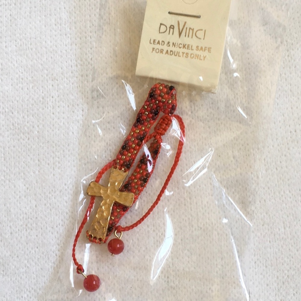 New Da Vinci Cross Bead Bracelet expands & closes